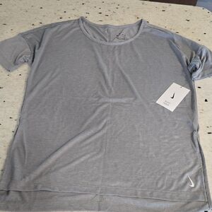 Nike Womens Short Sleeve Crew T-Shirt — Gray